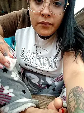 DaniPoison online show from April 2026 01:34:01 PM