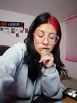 DaniPoison online show from February 2026 12:24:02 PM