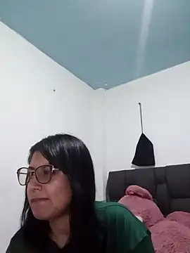 Snapshot of DaniPoison chatting on September 2025 01:16:02 AM DaniPoison online show from September 2025 01:16:02 AM