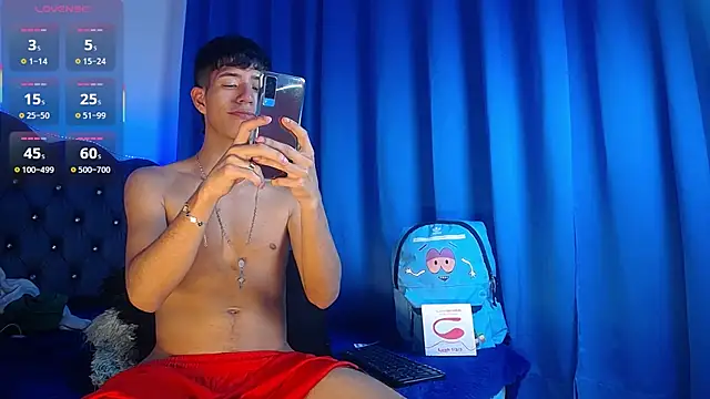 dareck 18 online show from October 2025 12:31:02 AM