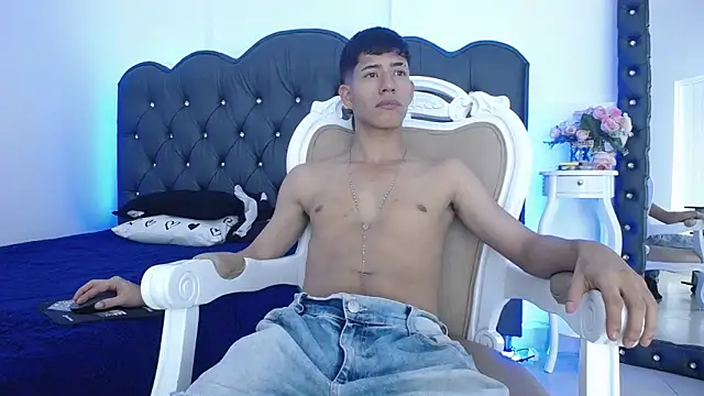 dareck 18 online show from March 2025 11:26:01 PM
