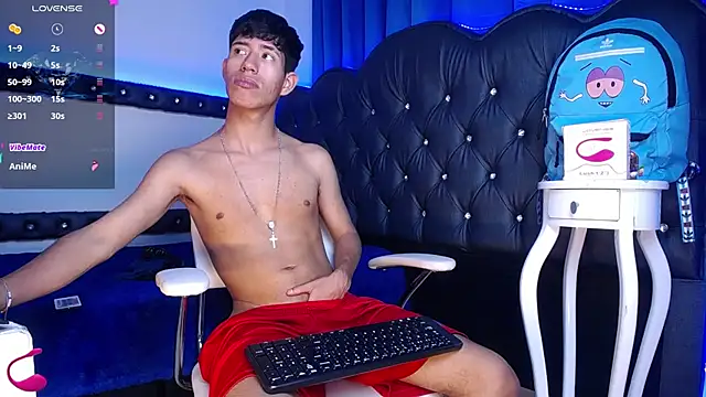 dareck 18 online show from October 2025 01:22:01 AM