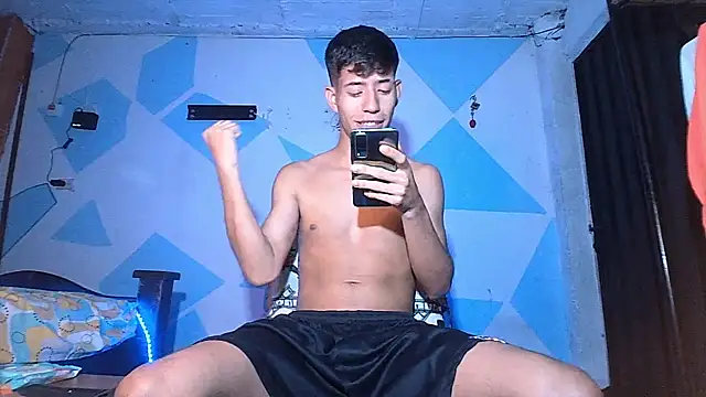dareck 18 online show from April 2026 01:40:02 AM