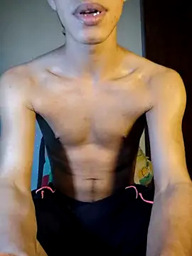 dareck 18 online show from March 2026 12:38:01 AM