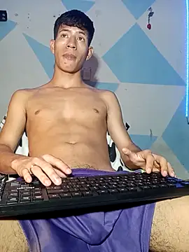 dareck 18 online show from May 2026 08:12:02 PM