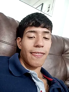 dareck 18 online show from September 2025 04:57:02 PM