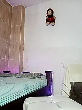 dareck 18 online show from January 2026 06:35:02 PM