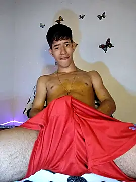 dareck 18 online show from March 2026 12:11:01 AM