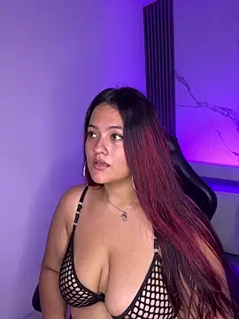 VanessaScott  online show from October 2025 06:59:02 AM