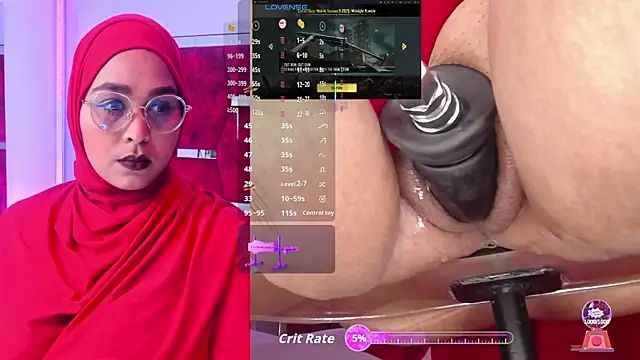 Snapshot of BBWHijab chatting on October 2025 05:33:01 AM BBWHijab online show from October 2025 05:33:01 AM