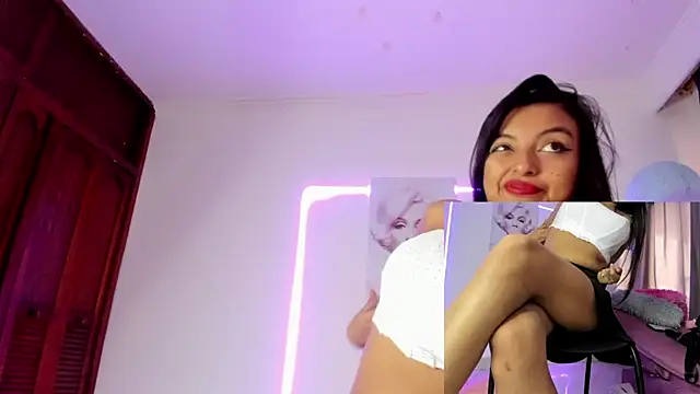 sweet cinamon online show from February 2026 08:44:01 PM