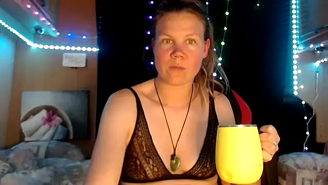 CallMeMaria online show from March 2025 03:19:01 PM