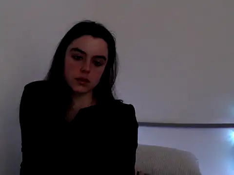 Luanalov9 online show from March 2025 10:28:02 PM