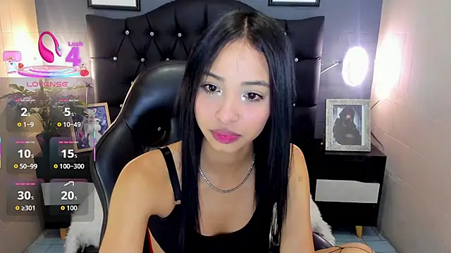 Lissandra 18 online show from November 2025 04:16:02 AM