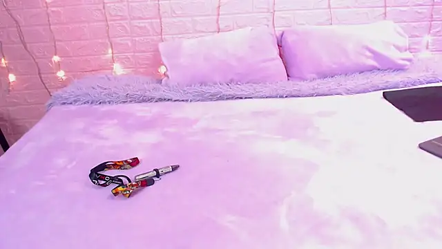 wet valery online show from February 2026 01:05:01 AM