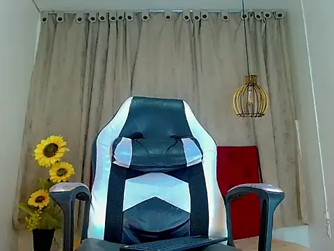 alexsandra kiss online show from February 2026 11:30:01 AM