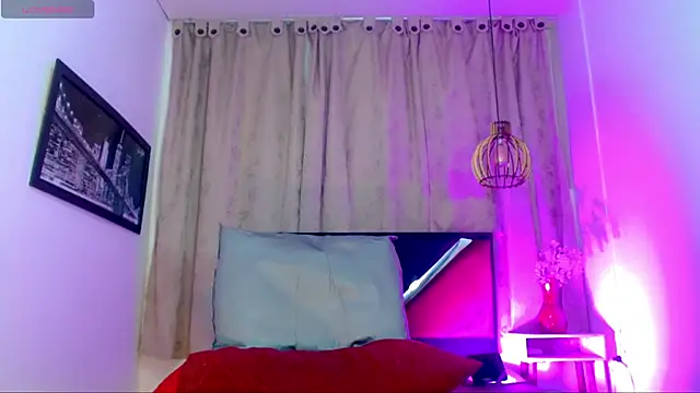 alexsandra kiss online show from May 2026 11:27:01 AM