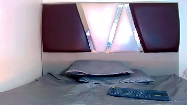 Snapshot of alexsandra_kiss chatting on November 2025 11:14:02 AM alexsandra kiss online show from November 2025 11:14:02 AM