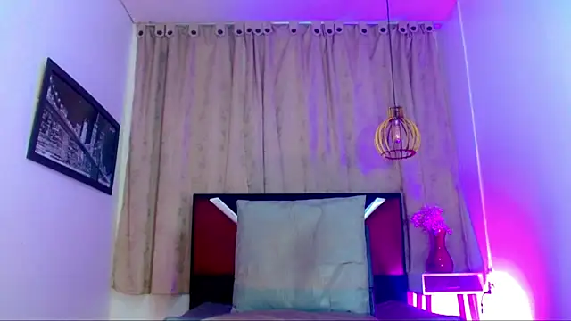 alexsandra kiss online show from July 2026 11:32:01 AM