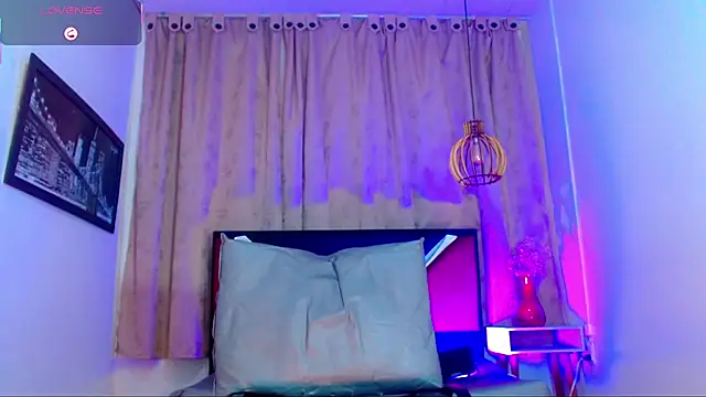 alexsandra kiss online show from June 2026 11:30:02 AM