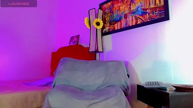 alexsandra kiss online show from April 2026 07:31:02 PM