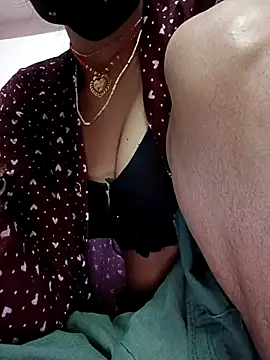 Snapshot of Daya_Chheda chatting on December 2025 12:26:02 AM Daya Chheda online show from December 2025 12:26:02 AM