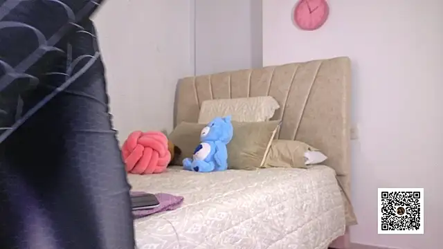 Snapshot of sweetlittlevenus chatting on September 2025 06:58:02 PM sweetlittlevenus online show from September 2025 06:58:02 PM