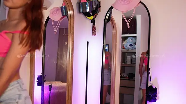 sweetlittlevenus online show from April 2026 09:40:02 PM