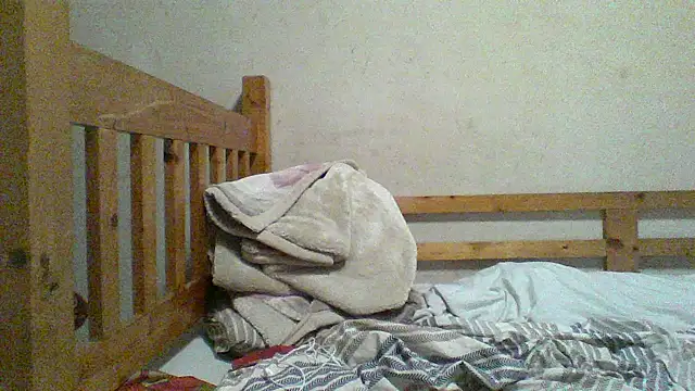 jamrock690 online show from December 2025 02:53:02 PM