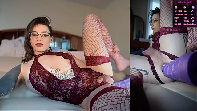 Lena Vesper online show from October 2025 10:00:02 PM