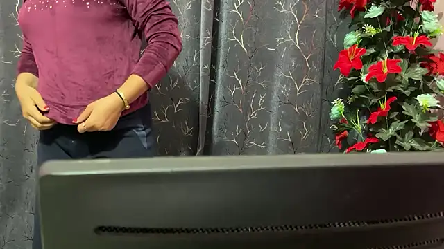 Eeraa  online show from February 2026 02:33:02 AM