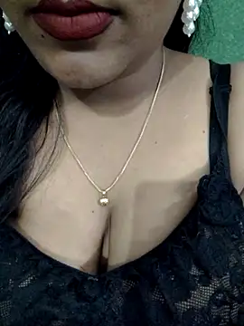 priya 00143 online show from April 2026 05:03:02 PM