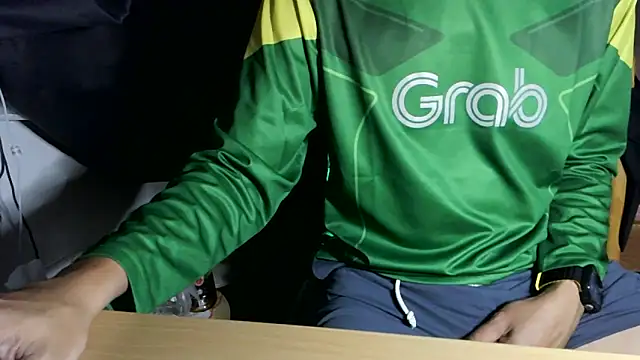 Snapshot of mak_mark92 chatting on November 2025 04:12:01 PM mak mark92 online show from November 2025 04:12:01 PM