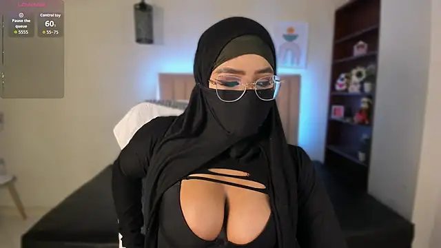 Sasha Anaan online show from October 2025 08:24:02 AM