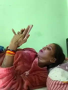 Hotty-Nidhi online show from November 2025 03:56:02 PM