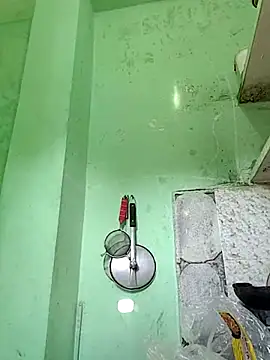 Hotty-Nidhi online show from December 2025 05:12:01 AM