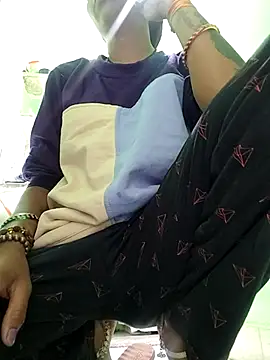 Hotty-Nidhi online show from October 2025 04:53:02 AM