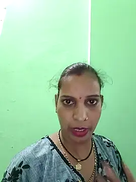 Hotty-Nidhi online show from October 2025 02:49:02 PM