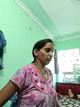 Hotty-Nidhi online show from October 2025 07:53:02 AM