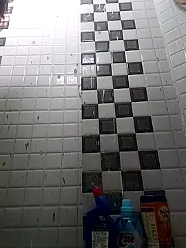 Hotty-Nidhi online show from December 2025 03:01:02 AM