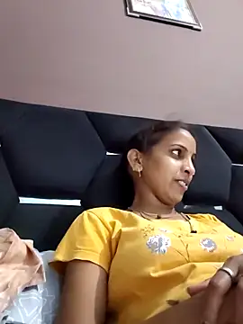 Hotty-Nidhi online show from May 2026 05:07:02 PM