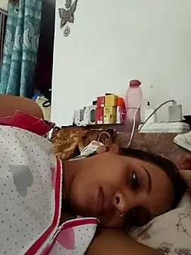 Hotty-Nidhi online show from May 2026 02:39:01 AM
