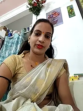 Hotty-Nidhi online show from July 2026 06:10:02 AM