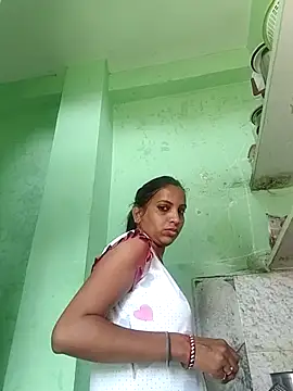 Hotty-Nidhi online show from June 2026 03:16:02 AM
