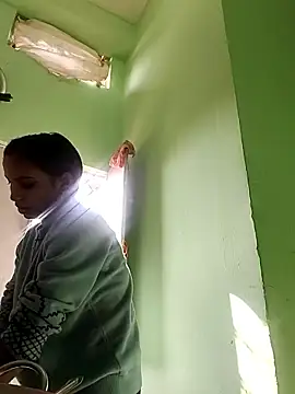 Hotty-Nidhi online show from February 2026 04:52:01 AM