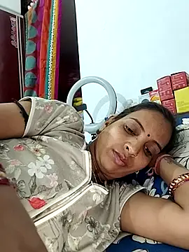 Hotty-Nidhi online show from April 2026 06:09:02 PM