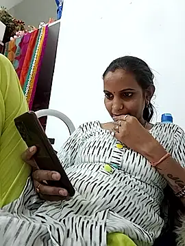 Hotty-Nidhi online show from April 2026 08:54:01 AM
