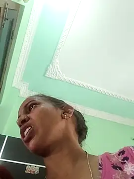 Hotty-Nidhi online show from March 2026 05:09:01 AM