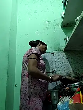 Hotty-Nidhi online show from February 2026 03:45:01 PM