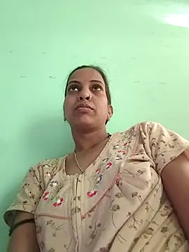 Hotty-Nidhi online show from February 2026 02:10:02 AM